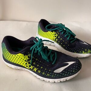 Brooks pure flow size 10
